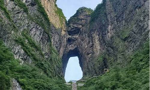 天门山旅游攻略一日游_天门山旅游攻略一日游路线